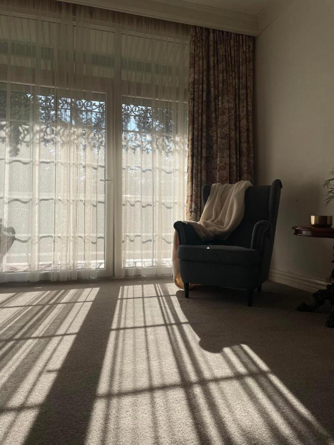 Victoria House Motor Inn Croydon Esterno foto