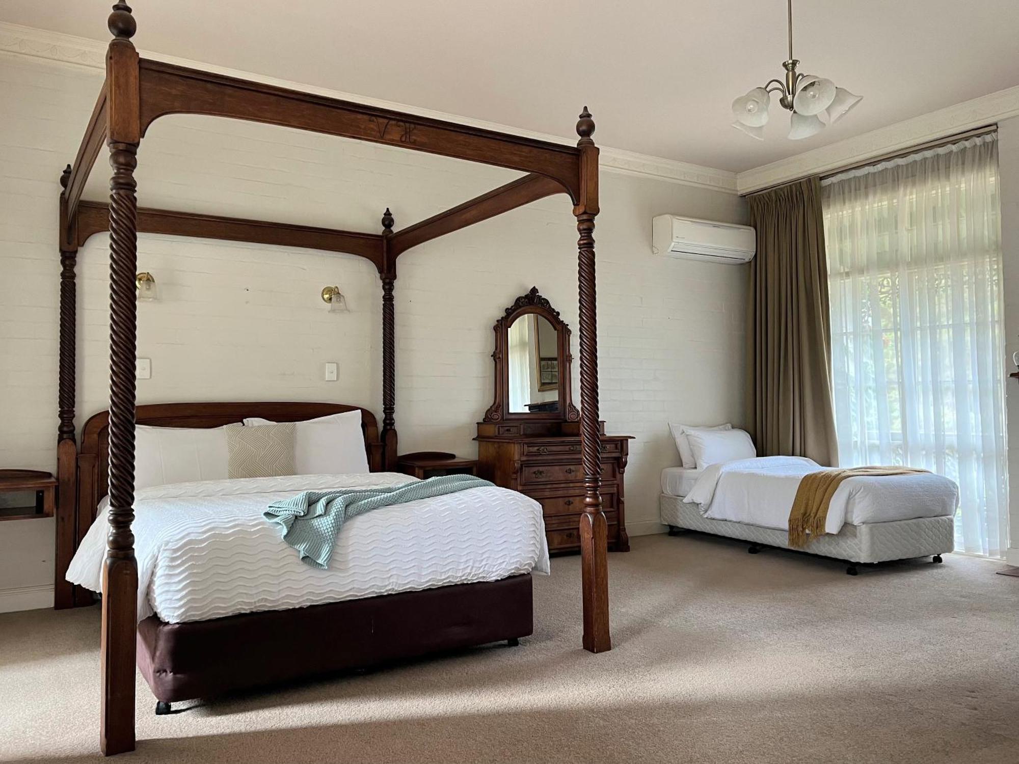 Victoria House Motor Inn Croydon Esterno foto